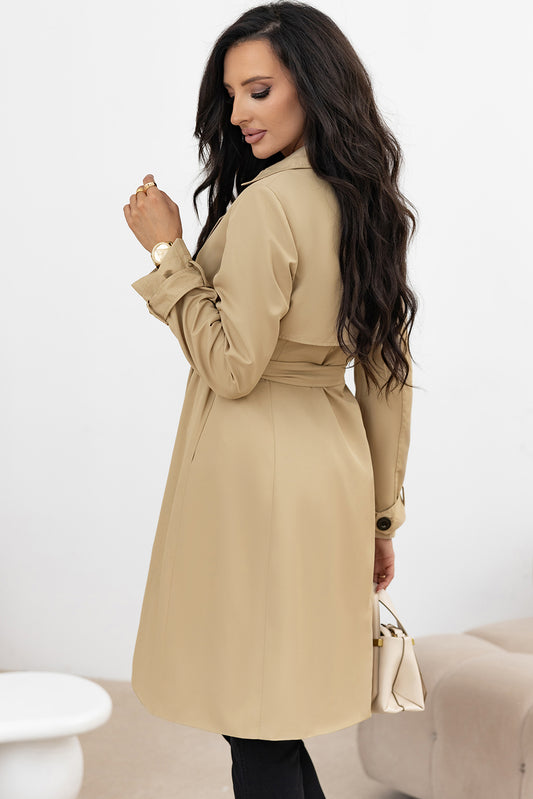 Gabardina con cinturón