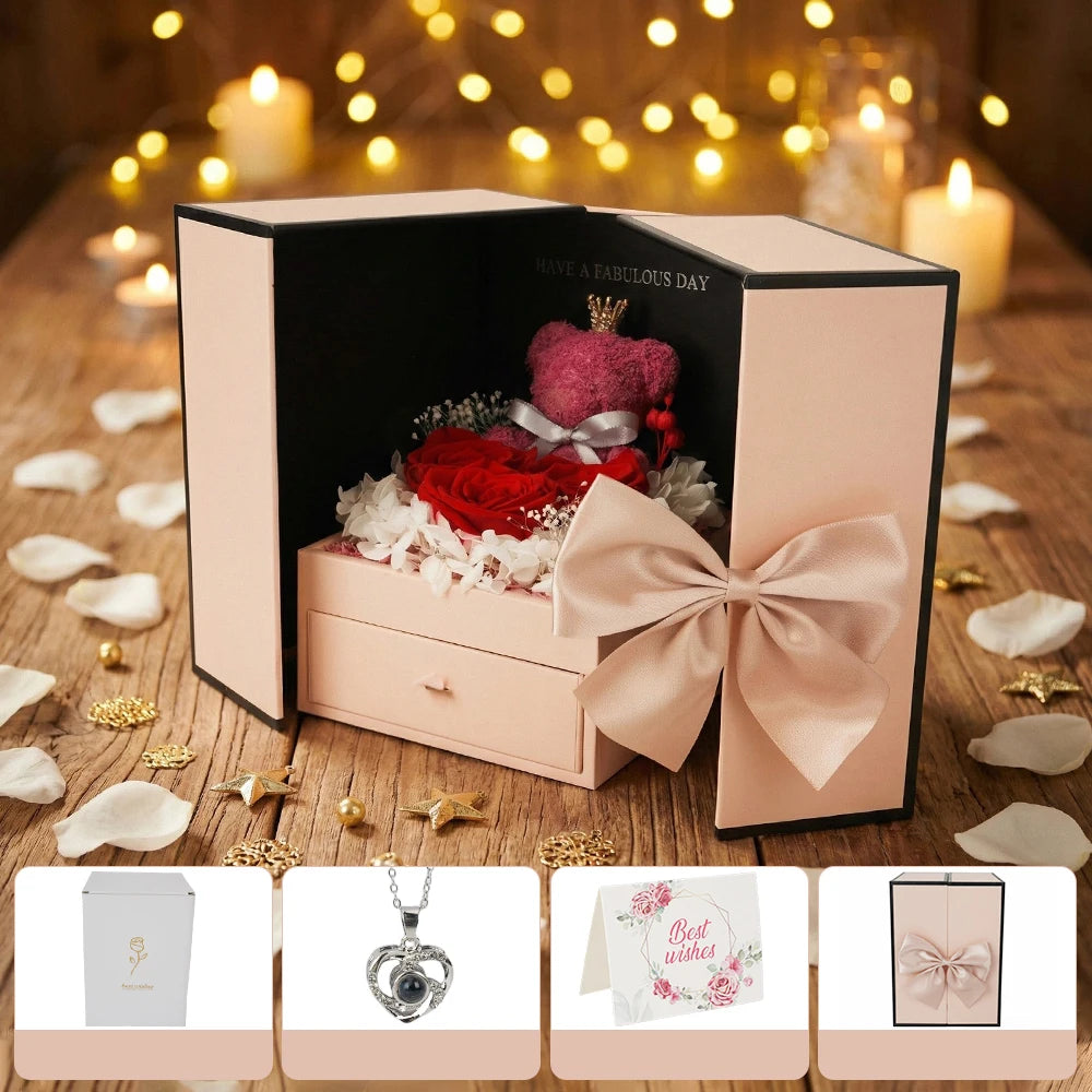 Caja de regalo con rosa preservada y collar «Te Quiero» en 100 idiomas de BB Bellezachic, presentación elegante y delicada.