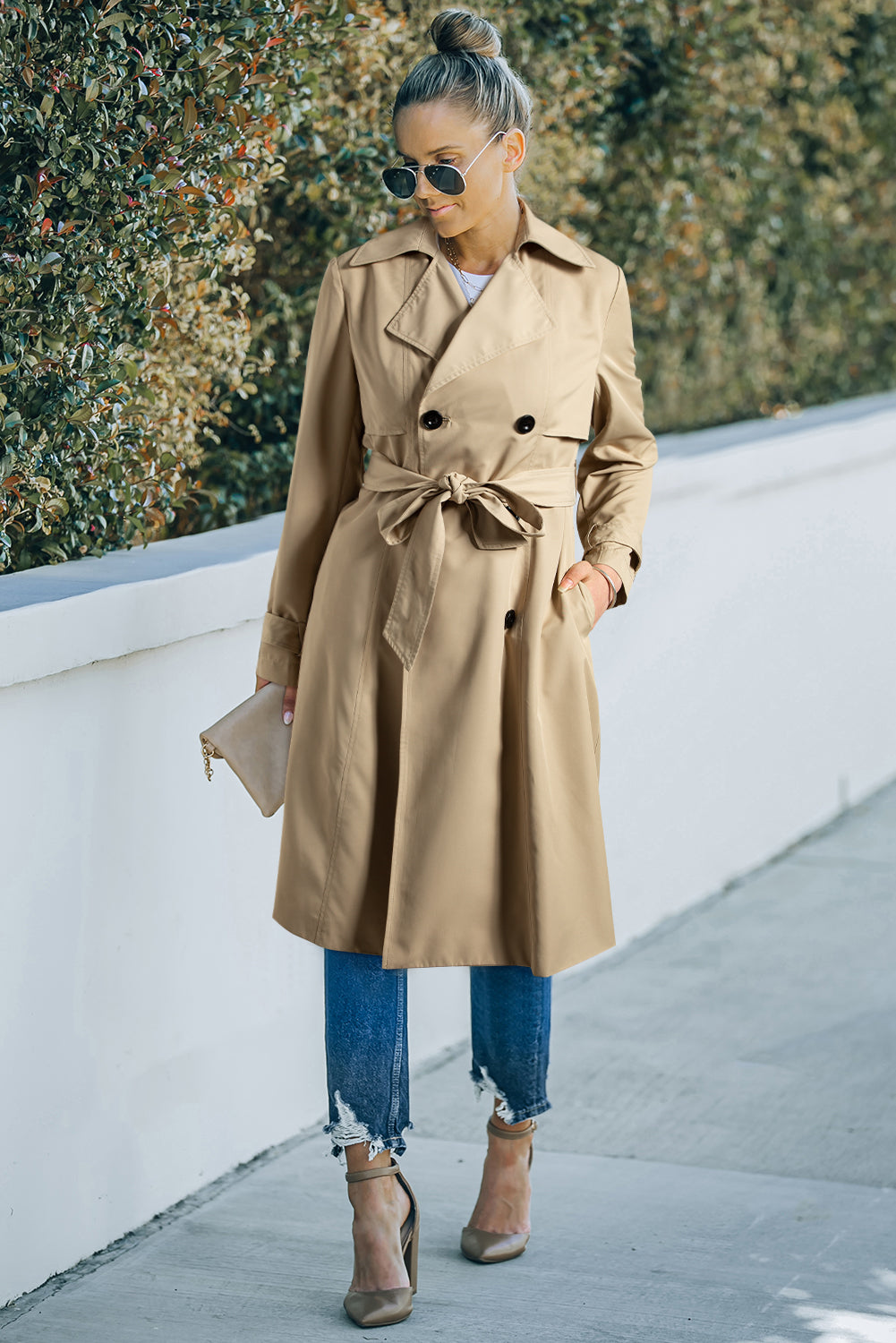 Gabardina con cinturón